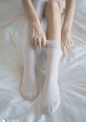 年轻的老师在线看_720免费电视剧