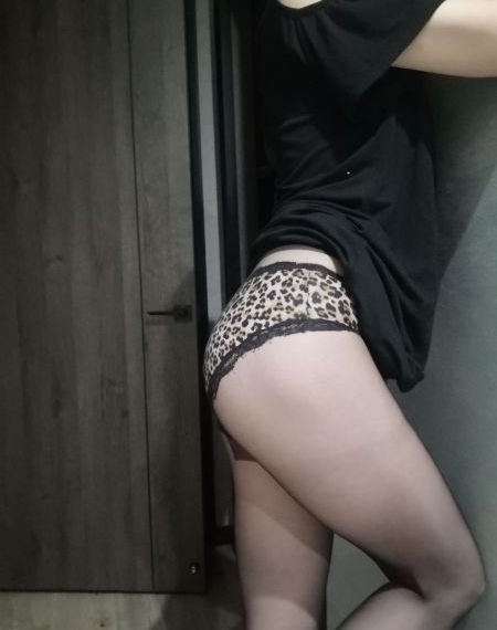 莉娜色诱_BD在线观看高清