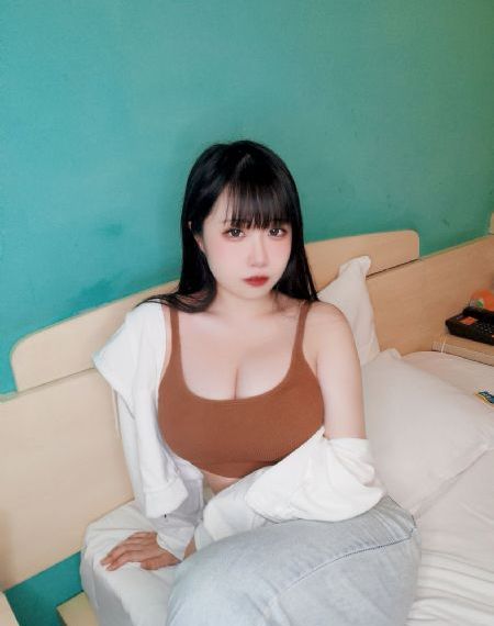 久久伊人八月婷婷综合激情_超清高清免费观看