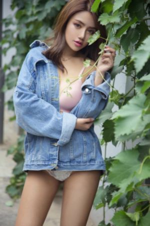 黑人咬住花蒂猛吸高潮电影_剧情片高清视频播放
