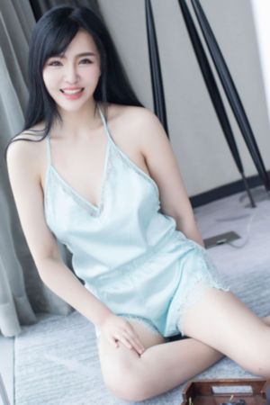 烈焰红唇完整版视频在线观看_成人在线观看免费