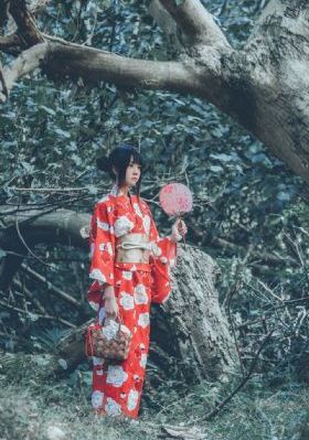 《睡美人》电影完整版在线观看_BD韩语高清在线